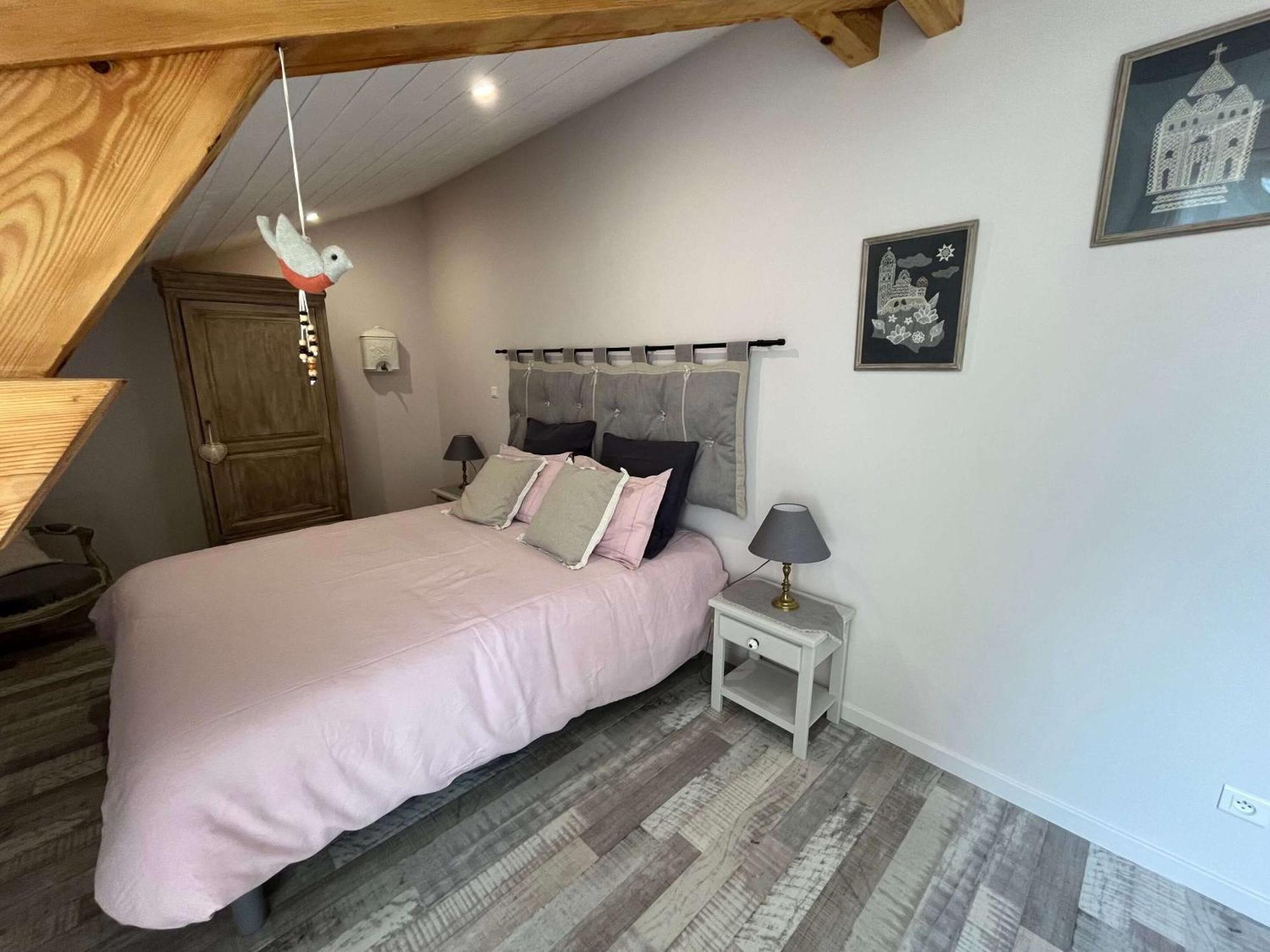 Le Jardin Du Dolaizon Bed and Breakfast Le Puy-en-Velay Værelse billede